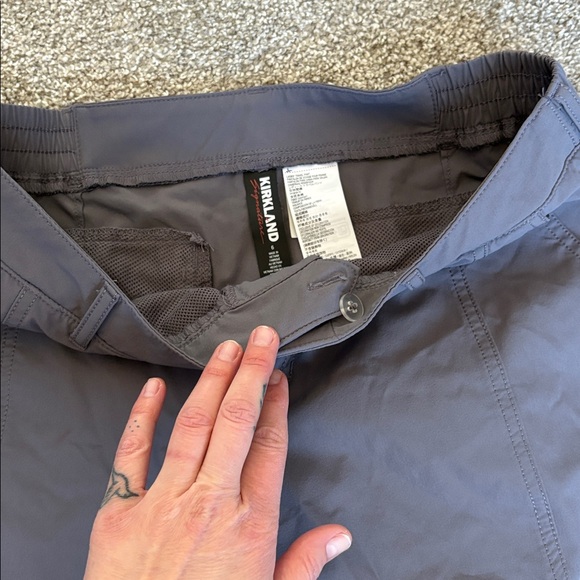 Kirkland Signature Women's Gray Ankle Pants - Picture 3 of 4